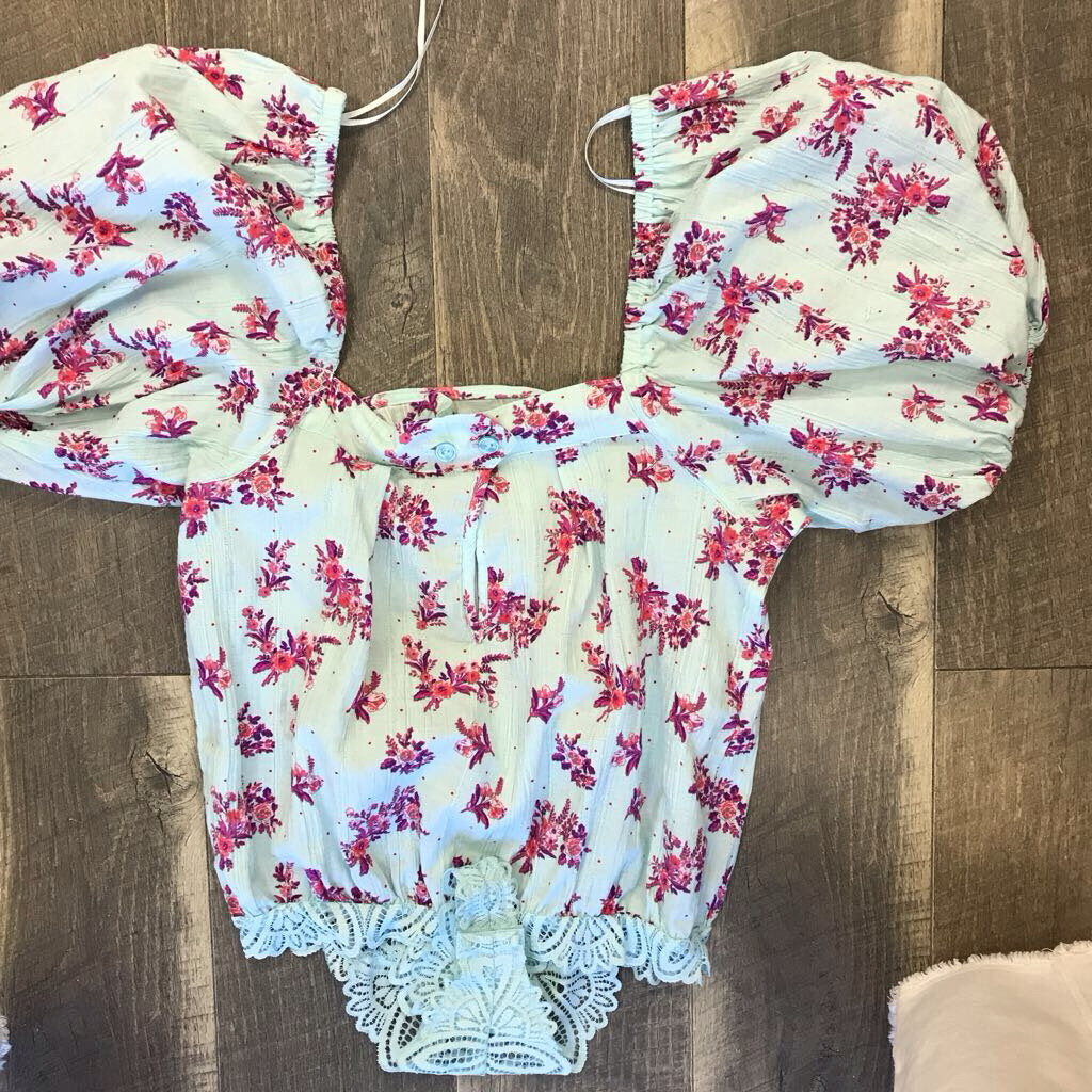 MINT FLORAL PUFF SS SLEEVE