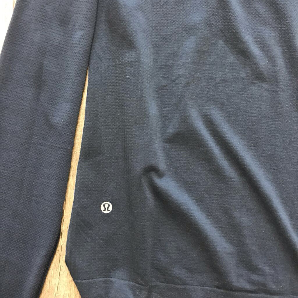 NAVY QUARTER ZIP VENT TECH