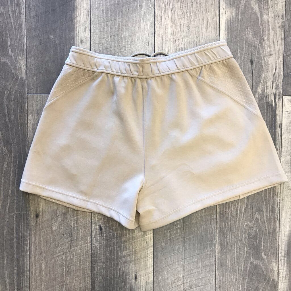 KHAKI POCKET SHORT