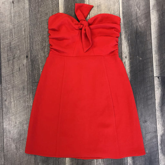 RED STRAPLESS KNOT DRESS