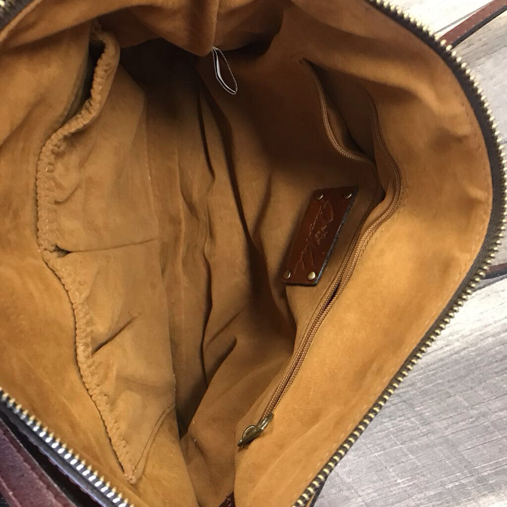 NUTMEG LEATHER CROSSBODY PURSE