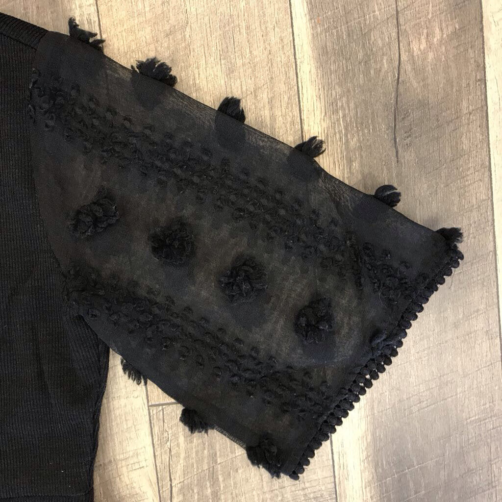 BLK KNIT SHEER SLEEVE DRESS