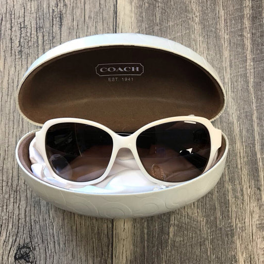 WHITE/BLK SUUN GLASSES W/ CASE