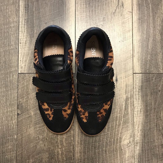 CHEETAH PRINT VELCRO SNEAKERS