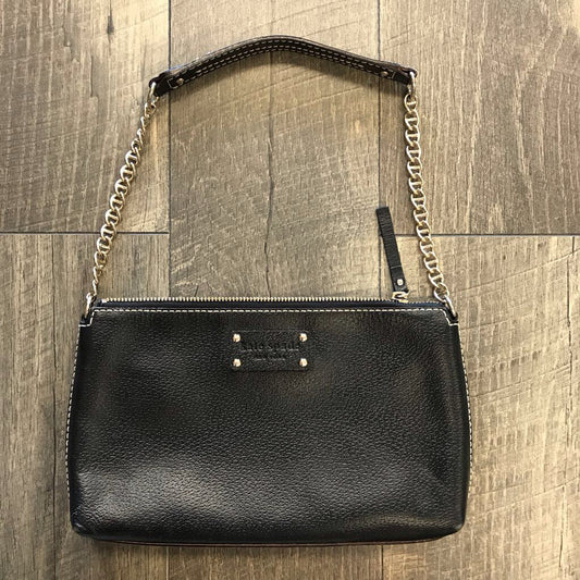 BLK/GOLD SHOULDER CHAIN PURSE