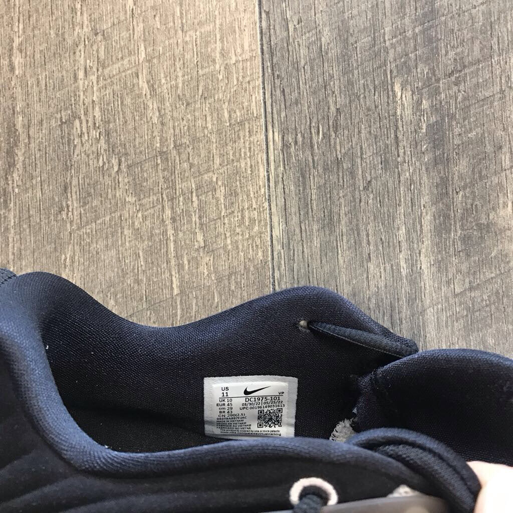 BLK KD 15 REFUGE BBALL SNEAKER