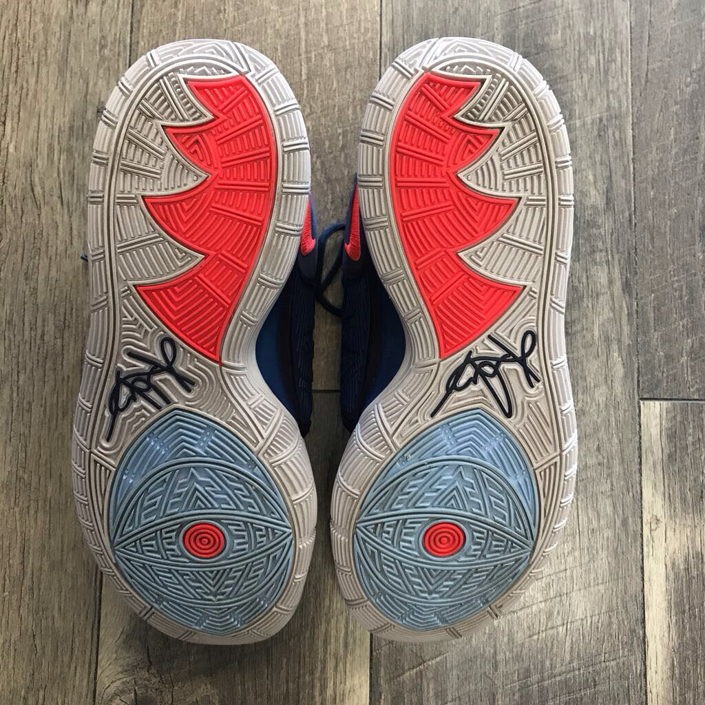 NAVY/NEON KYRIE 6 MIDNIGHT SNEAKER