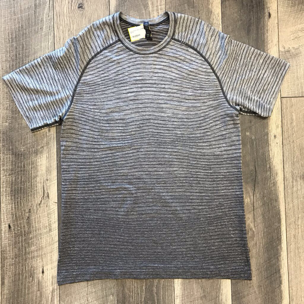 GREY STRIPE TEE