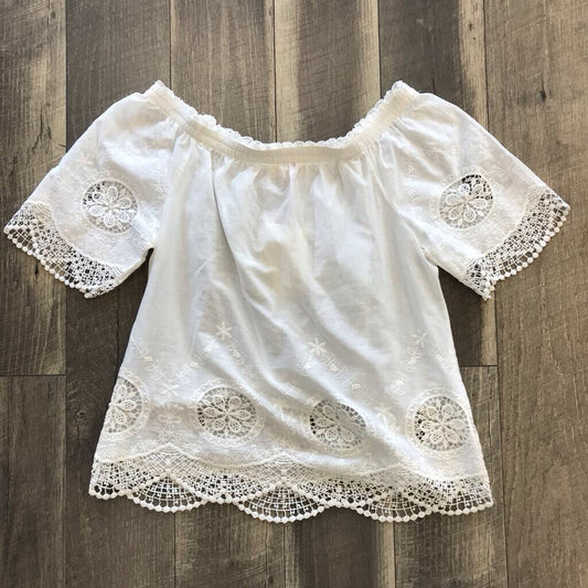 WHITE EYELET SS NWT