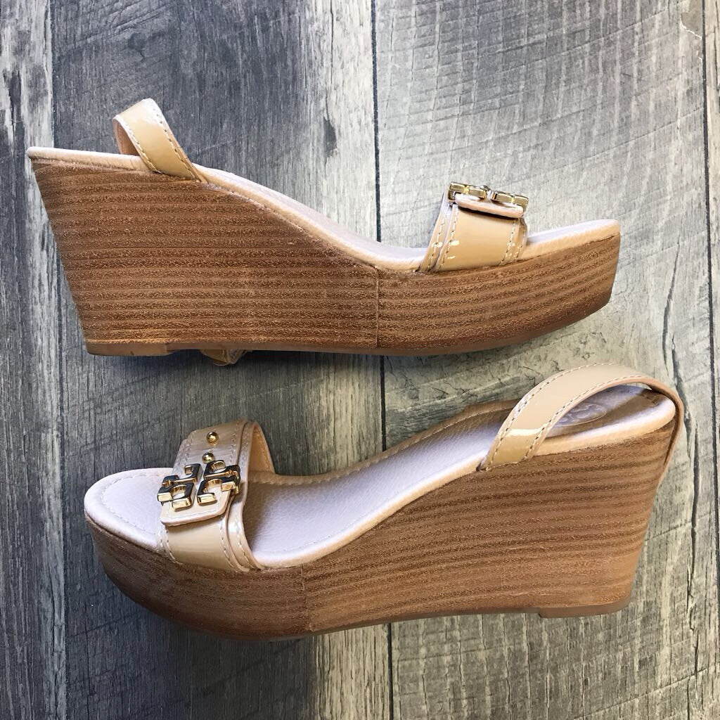 TAN WEDGE SANDAL