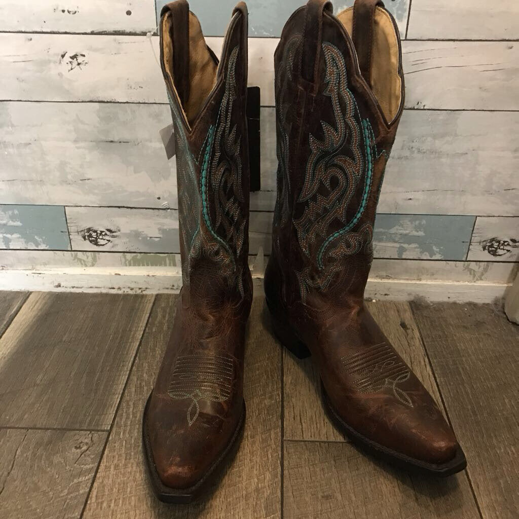 BROWN COWBOY BOOT NWT