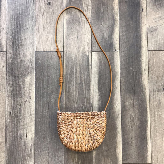 STRAW CROSSBODY PURSE