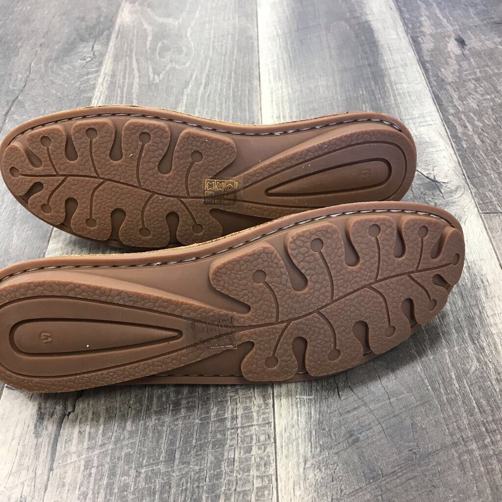 TAN LASER CUT SANDAL