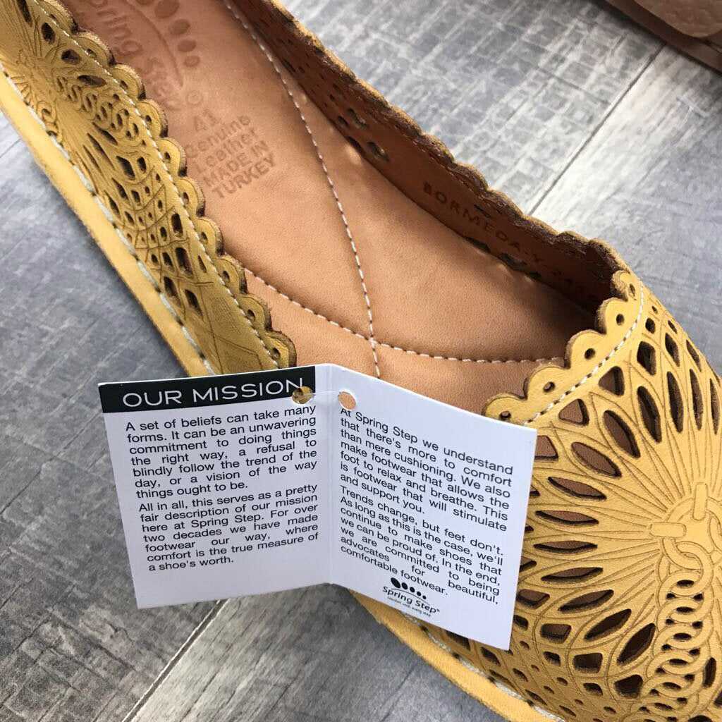 TAN LASER CUT SANDAL