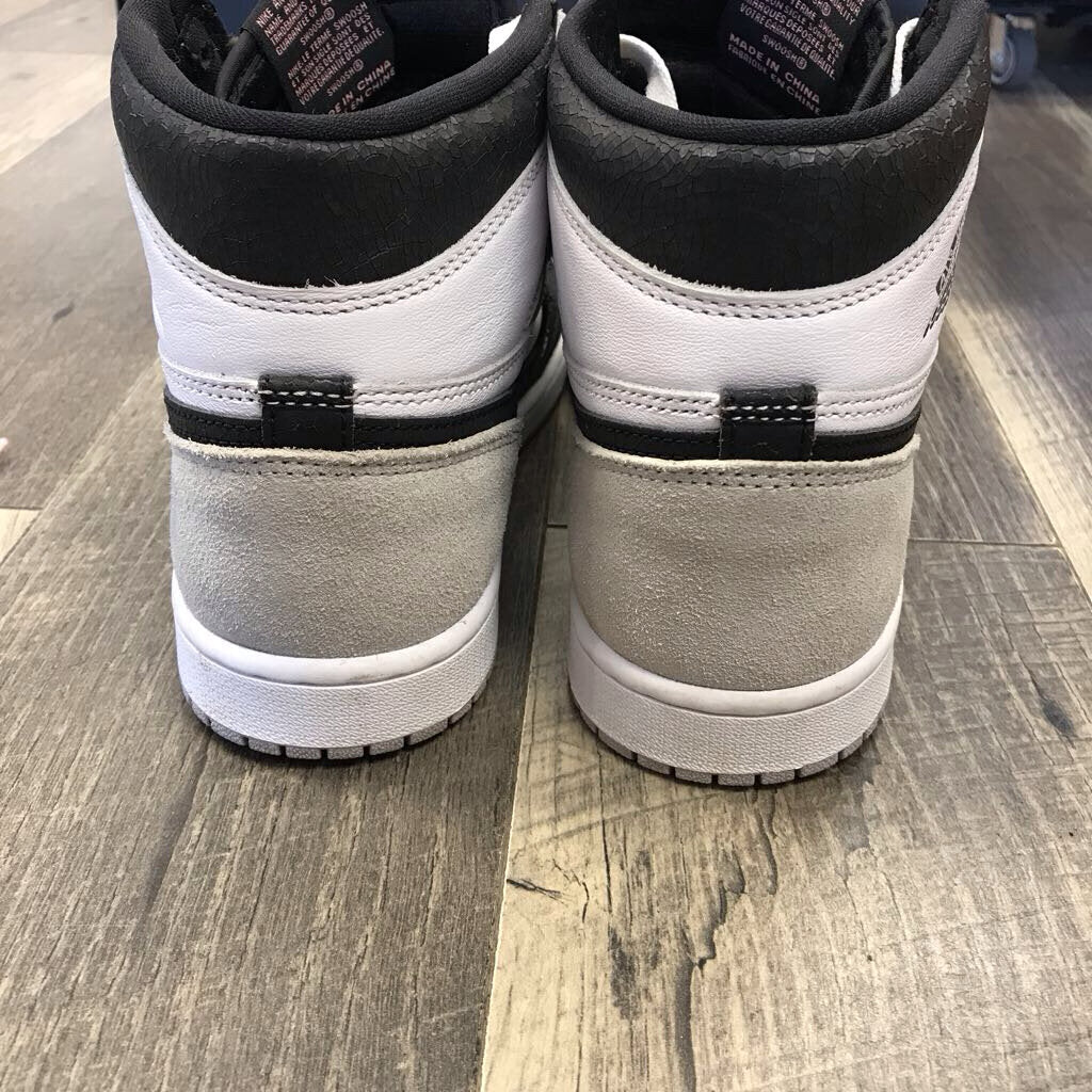 RETRO HIGH JORDAN 1