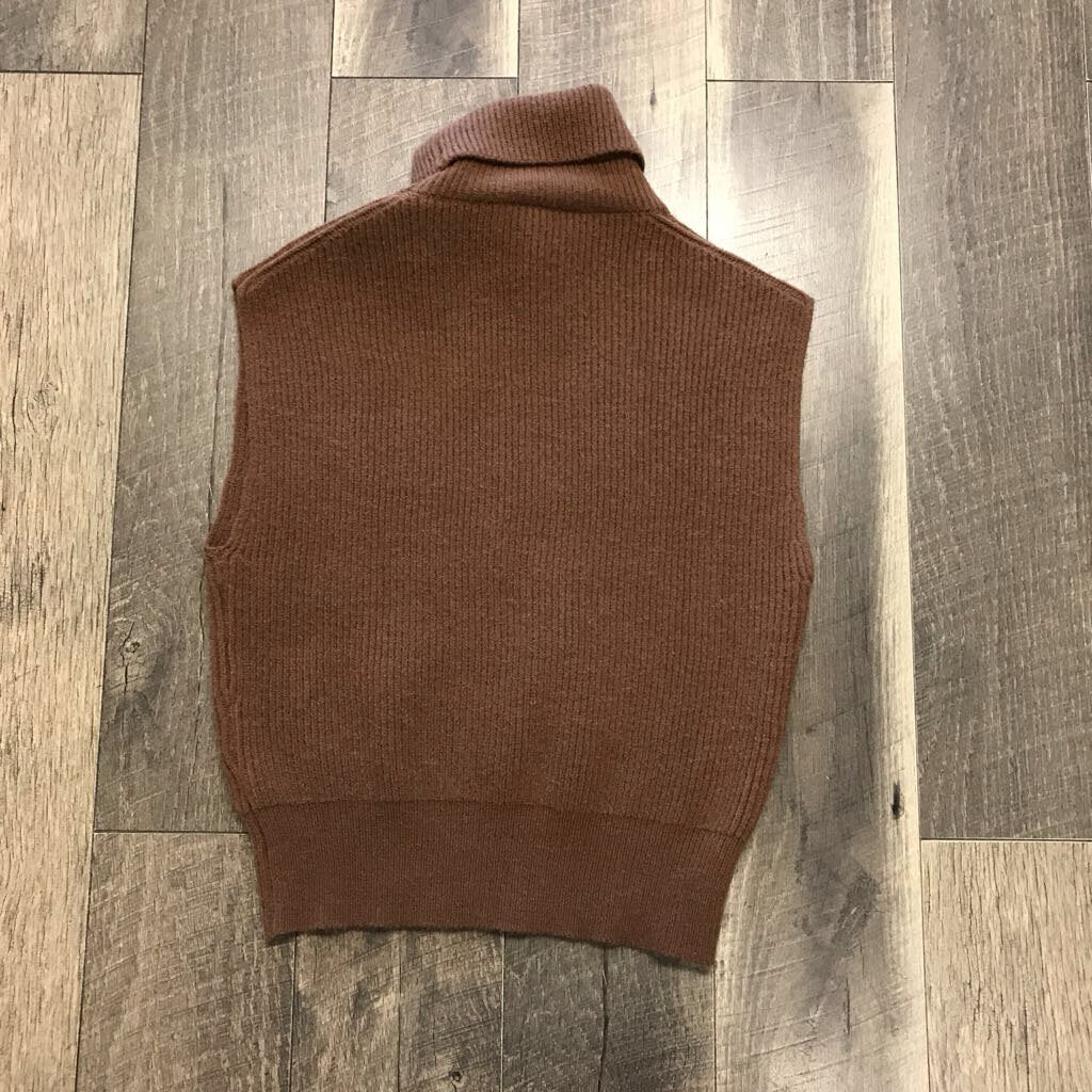 BROWN HI NECK KNIT VEST