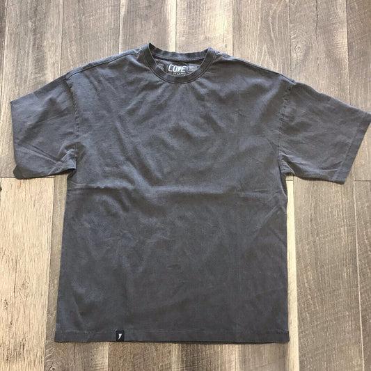 GREY TEE