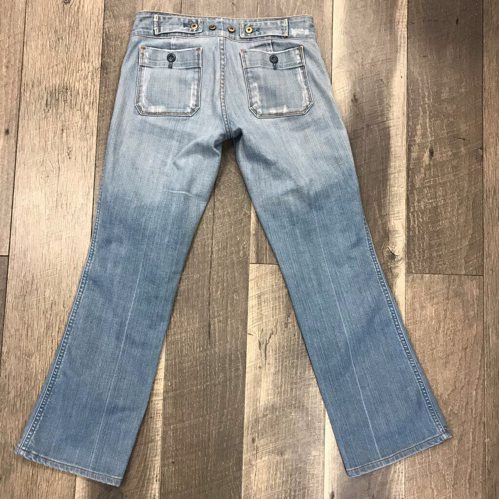 DISTRESSED CROP JEAN