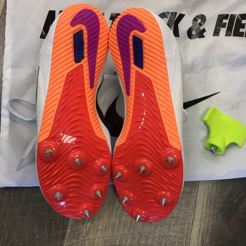 NEW ZOOM RIVAL SPRINT SHOE