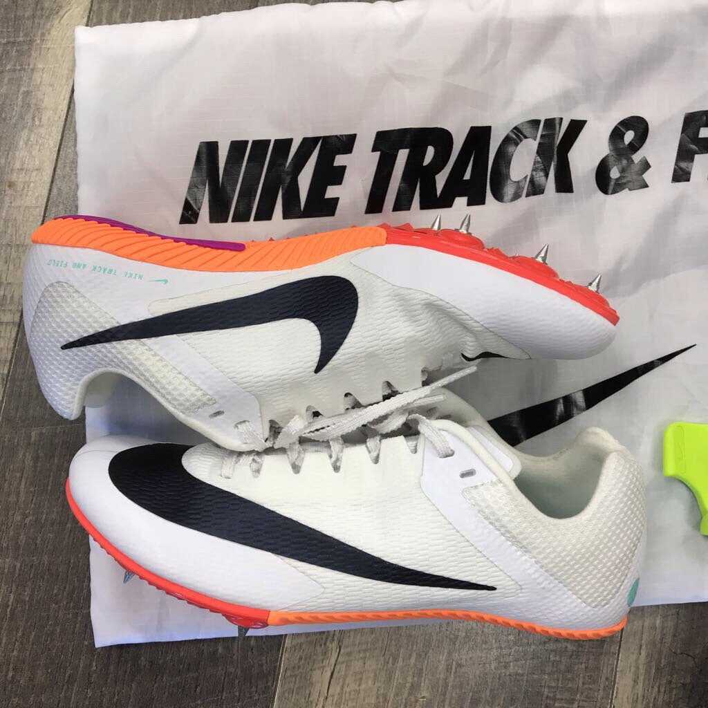 NEW ZOOM RIVAL SPRINT SHOE