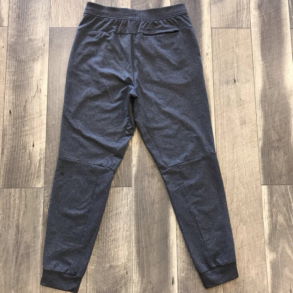 GREY JOGGER