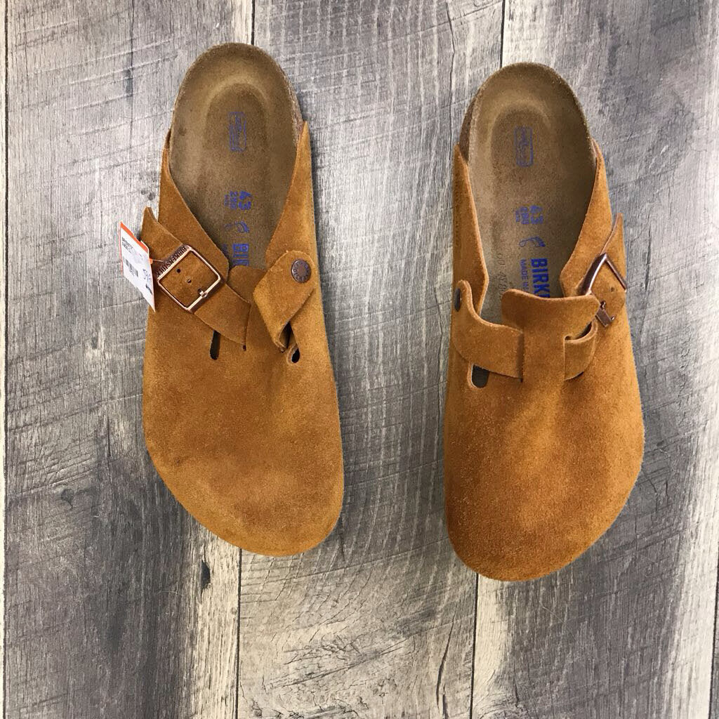 BOSTON SUEDE CLOG