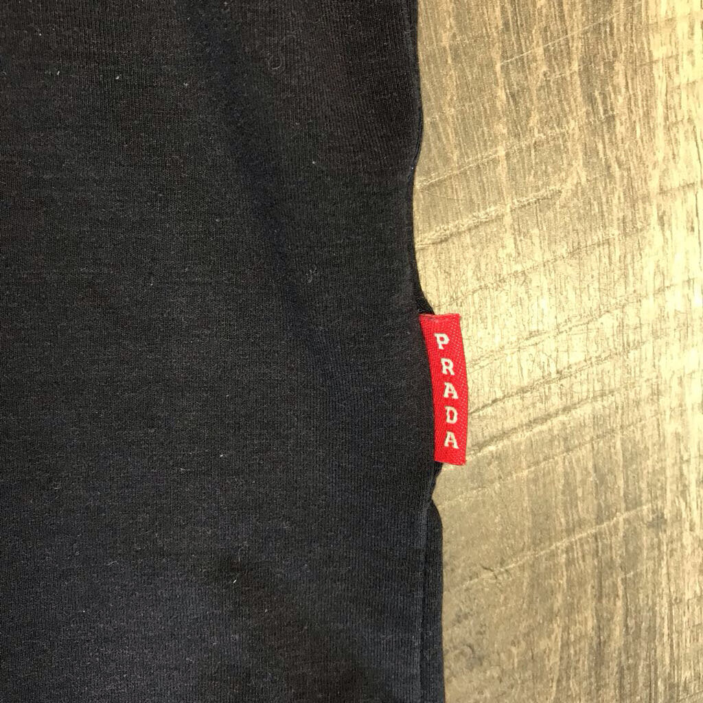 BLACK APPLIQUED LOGO LONG SLEEVE T