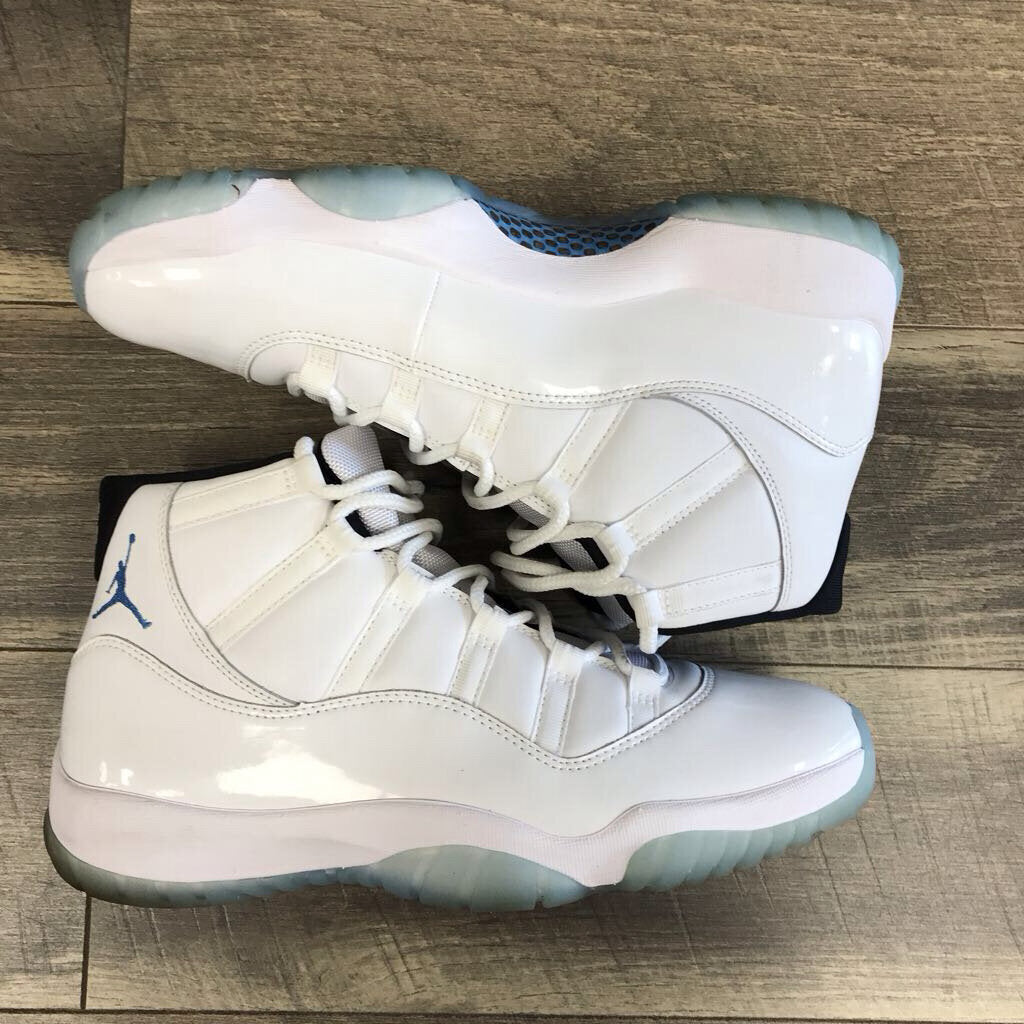 AIR JORDAN 11 RETRO WHITE/ LEGEND BLUE SNEAKERS