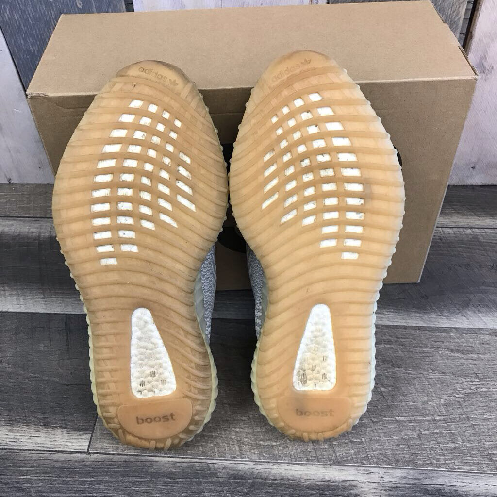 YEEZY BOOST 350 V2 LUNDMA