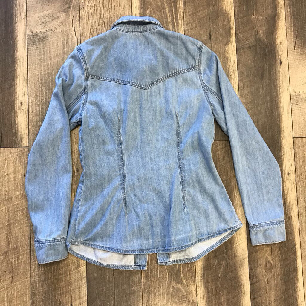 DENIM BUTTON UP