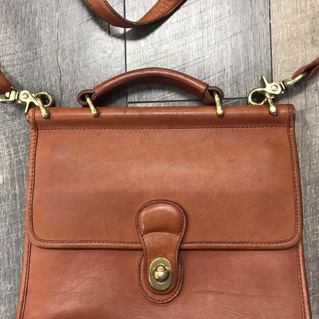 VINTAGE BRITISH TAN WILLIS BAG