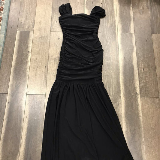 BLK RUCHED LONG GOWN