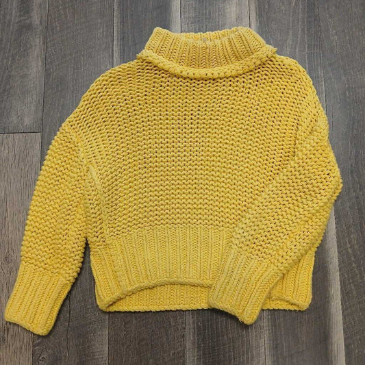 YELLOW CHUNKY KNIT SWEATER
