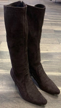 Load image into Gallery viewer, BROWN HIGH SUEDE BOOT
