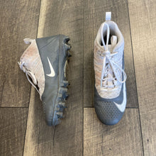 Load image into Gallery viewer, WHITE/GREY HIGHTOP CLEAT
